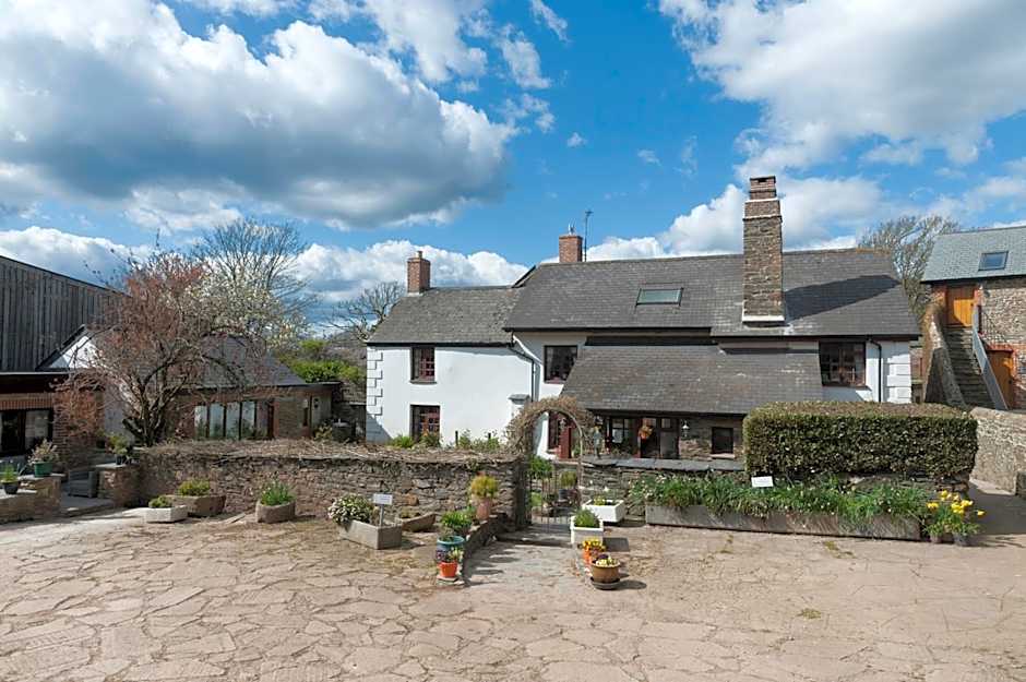 Burton Farmhouse