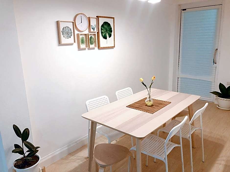 Room Story Hostel