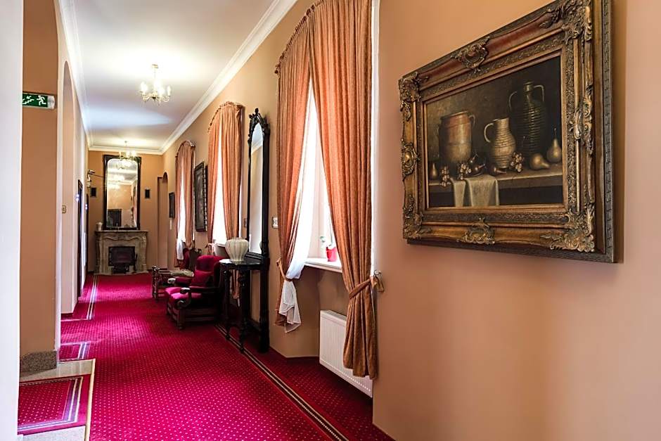 Pałac Spiż Miłków koło Karpacza