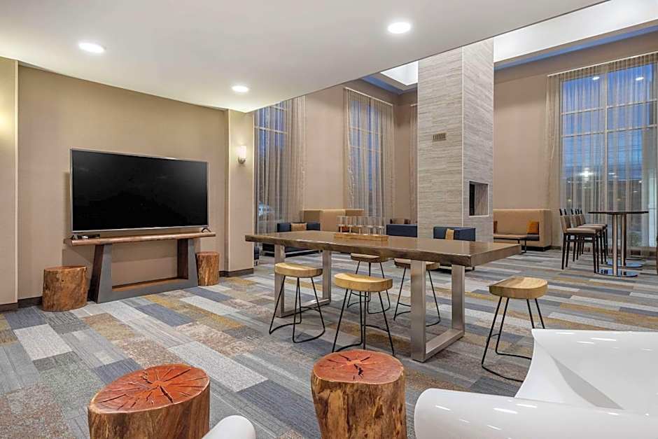 Cambria Hotel West Orange