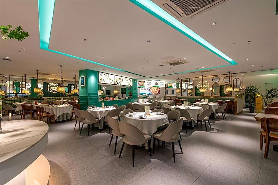 Calvin Hotel