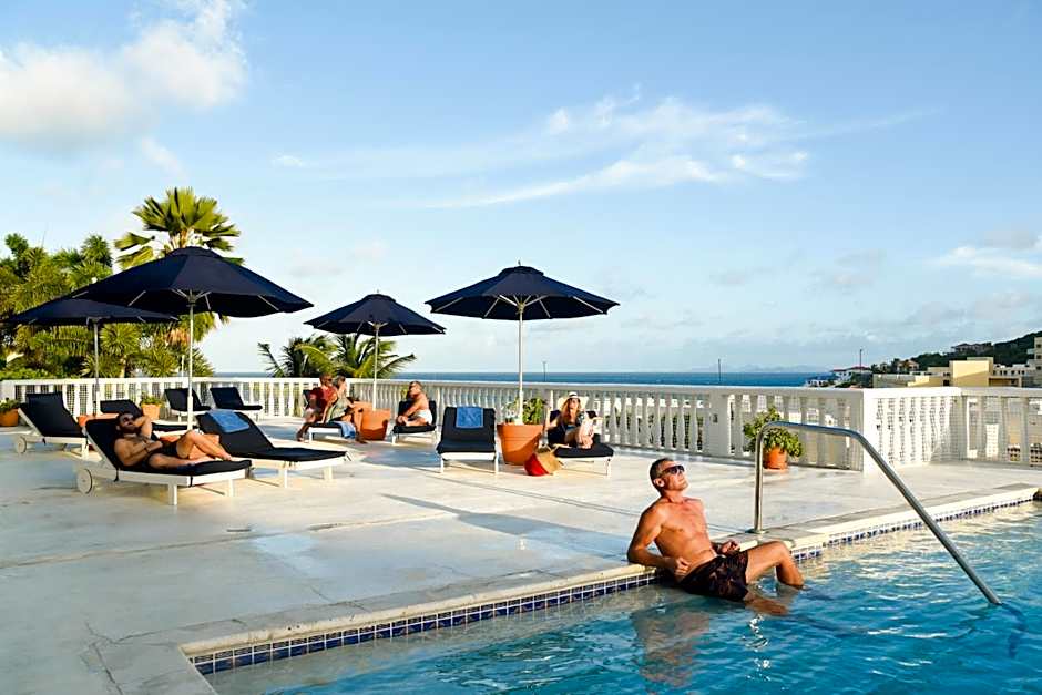 Princess Heights Luxury Condo Hotel