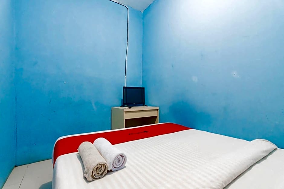 RedDoorz Syariah At Jl Pangeran Hidayatullah Cianjur