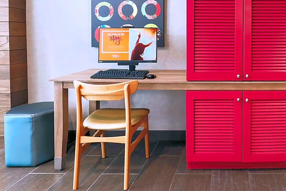 Home2 Suites by Hilton West Sacramento