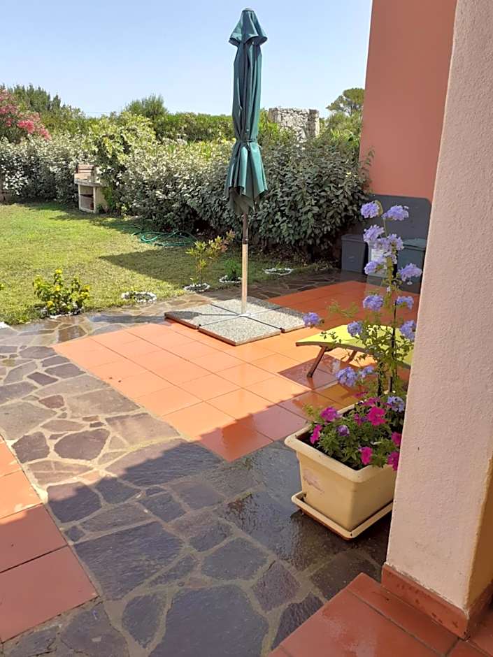 casa mirice in residence con piscina ,wifi,climatizzatore vicino al mare