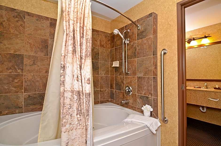 Best Western Plus Kelly Inn And Suites