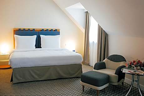 Junior Suite with View