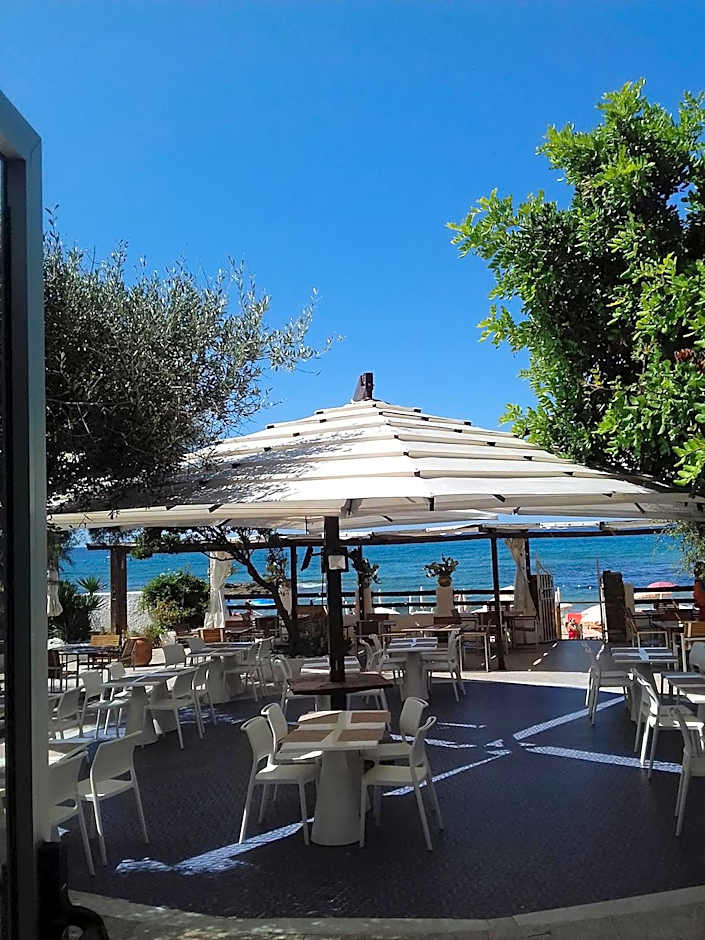 Hotel e Residence Il Faro Acciaroli