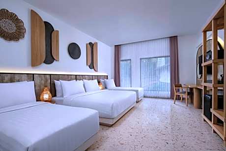 Deluxe Quadruple Room