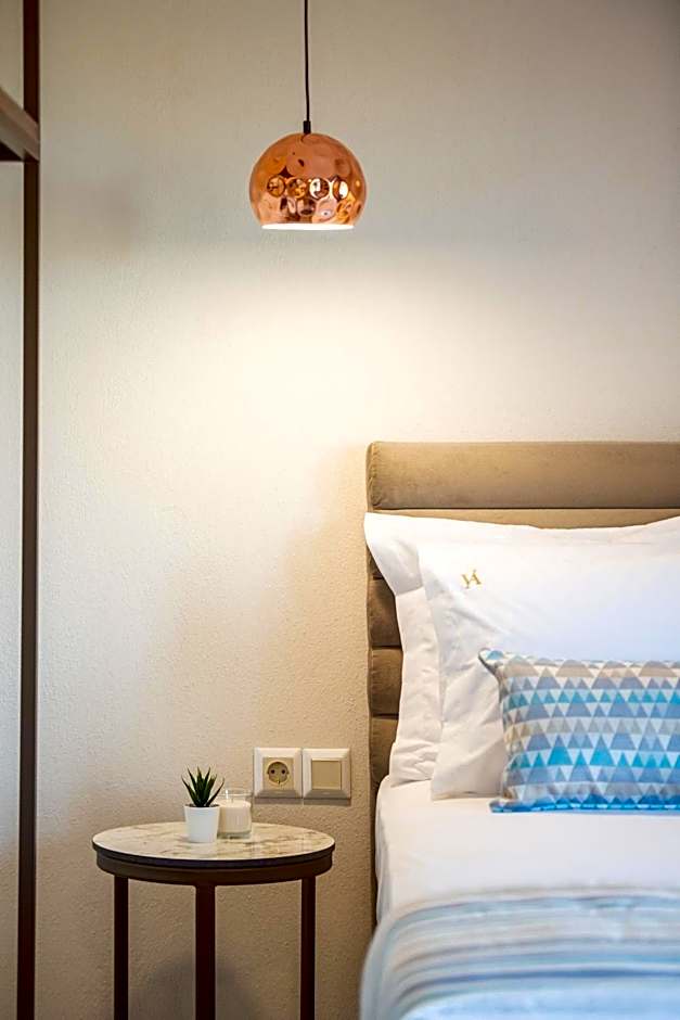 VagAthan - Lux Holidays