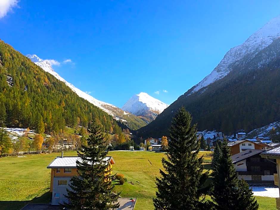 Hotel Adler