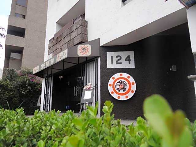 Aztic Hotel and Executive Suites