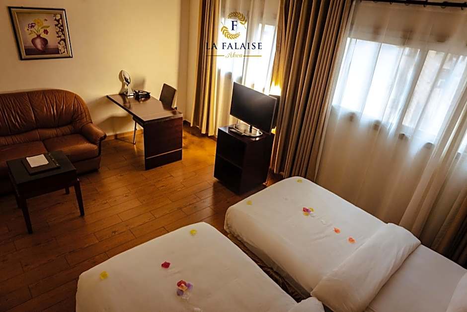 Hotel Résidence La Falaise