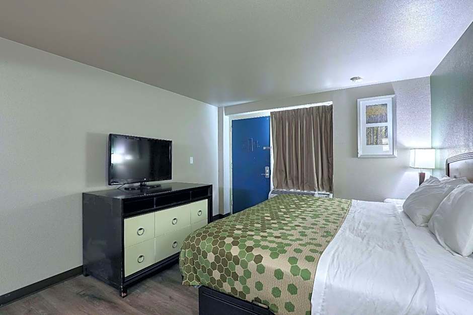 Suburban Studios Neenah-Appleton