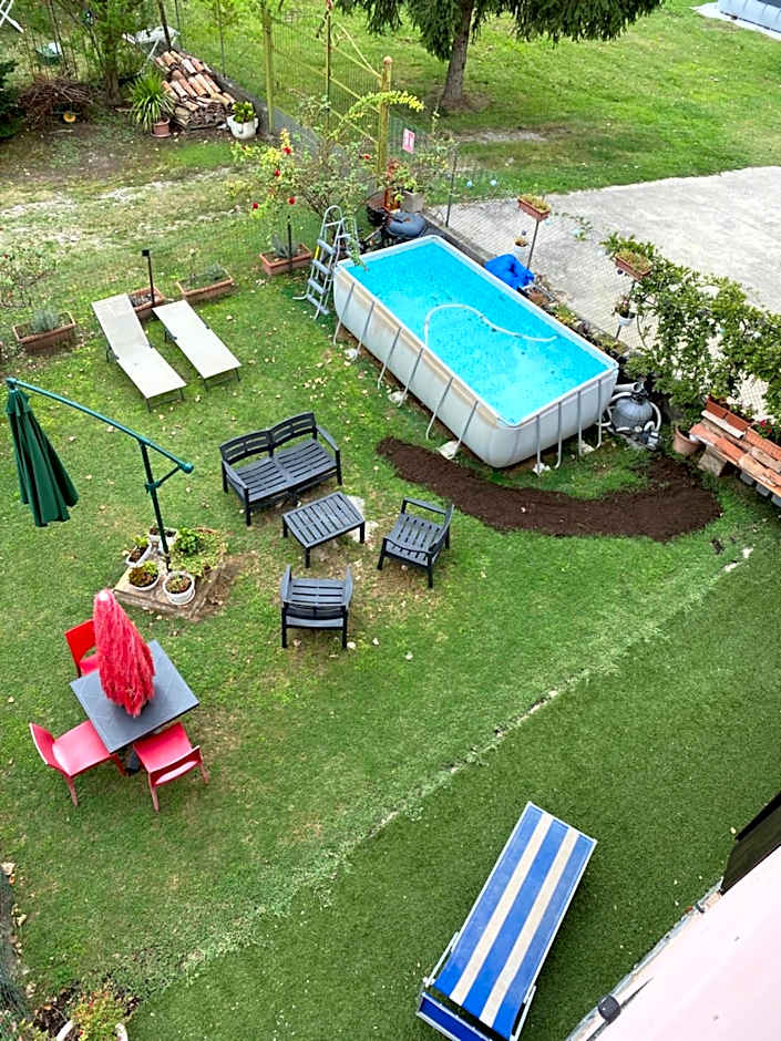 B&B Happiness in the Country