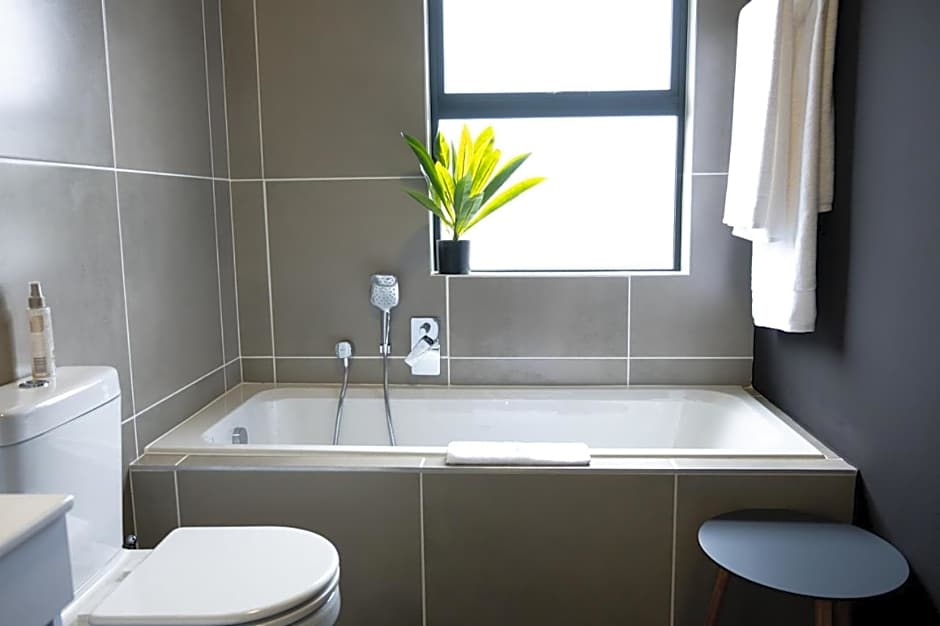 Upmarket Stunner in Ballito 360 with Inverter