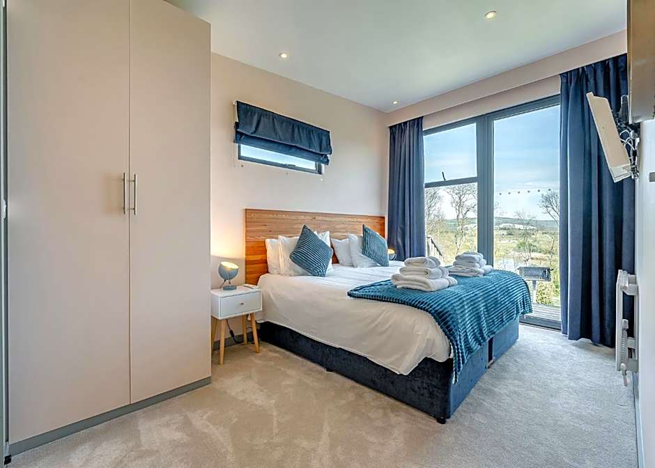 Swanborough Lakes Luxury Lodges