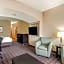 La Quinta Inn & Suites by Wyndham Indianapolis Airport West