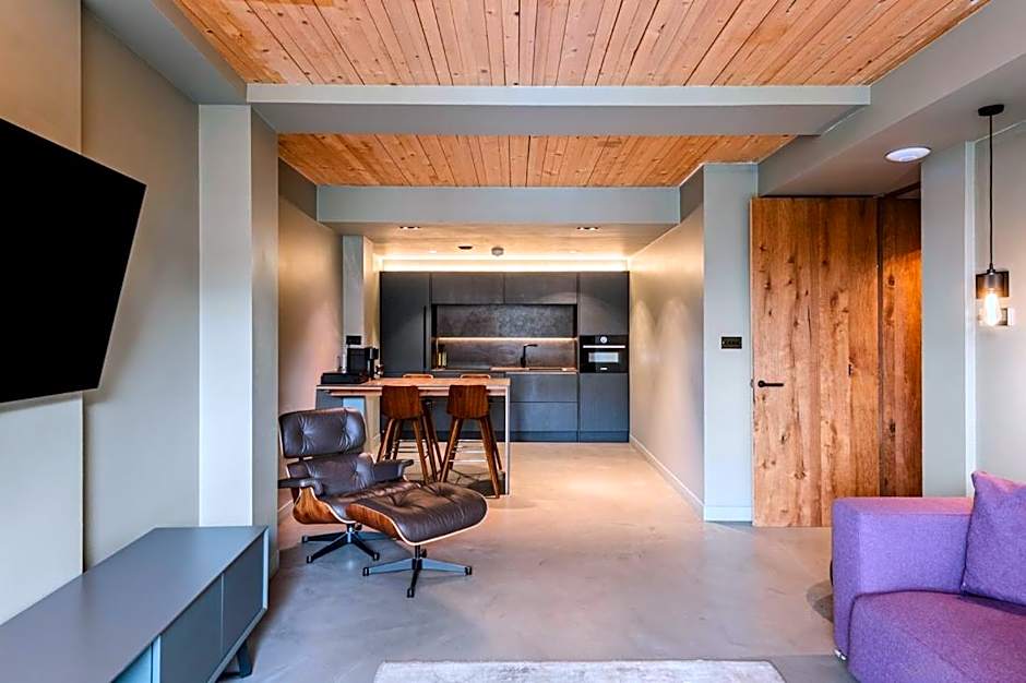 Sleepy Joes Apartments