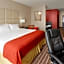 Holiday Inn Express & Suites Northeast By IHG