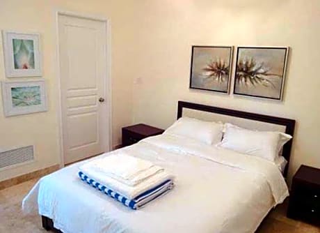 One-Bedroom Suite with Ocean View