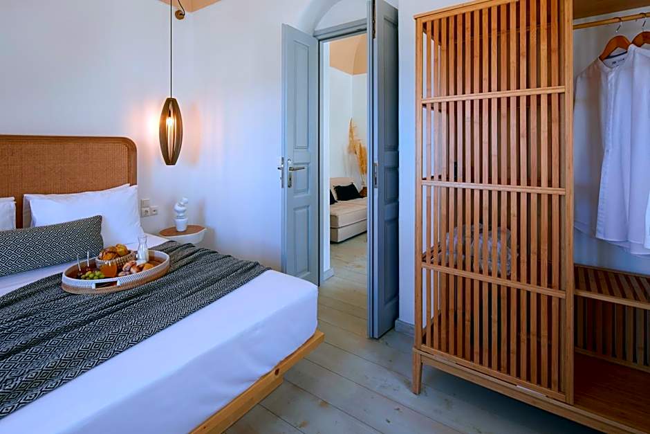 Arxegono Cave Houses Santorini