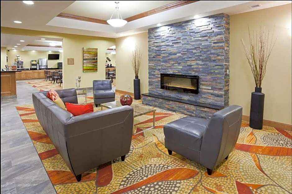 Grand Forks Lodge and Suites