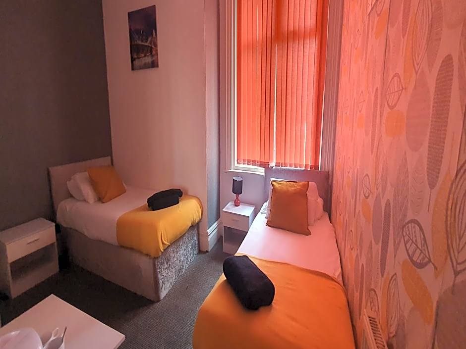 Las Palmas Hotel by the Sea