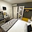 Piano Hotel