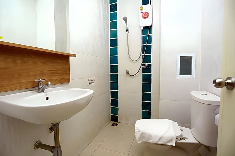 AIRBEST Gemtree Lampang Hotel