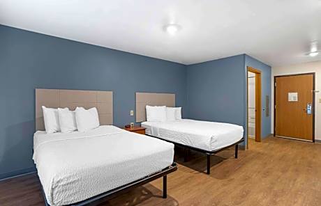Double Room with Two Double Beds - Non-Smoking
