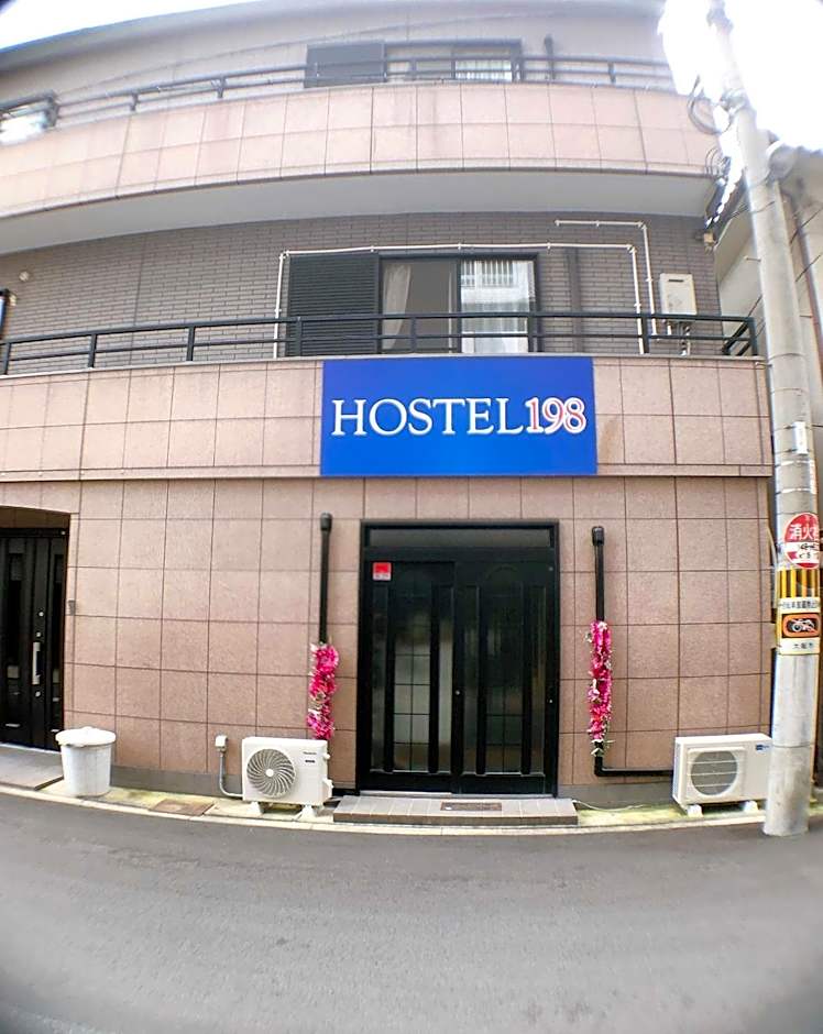 HOSTEL198