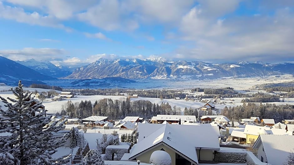 Suite mit Parkplatz Gebertingen