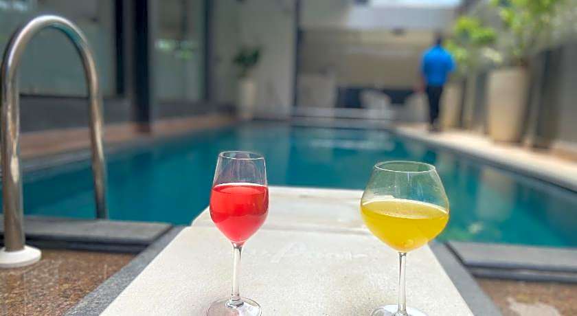 Amigos Candolim Beach