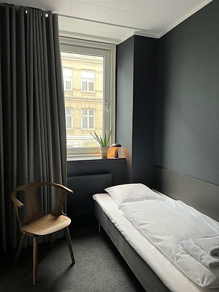 Hotel Maritime