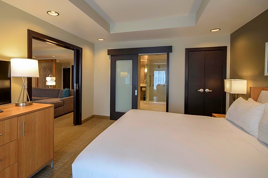 Holiday Inn Cincinnati North West Chester, an IHG Hotel