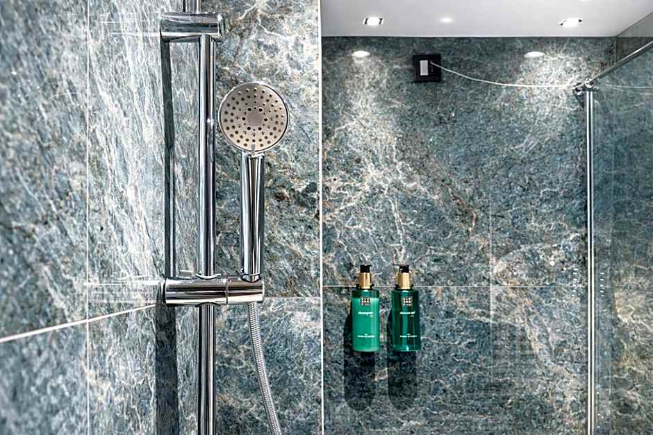 Atera Business Suites