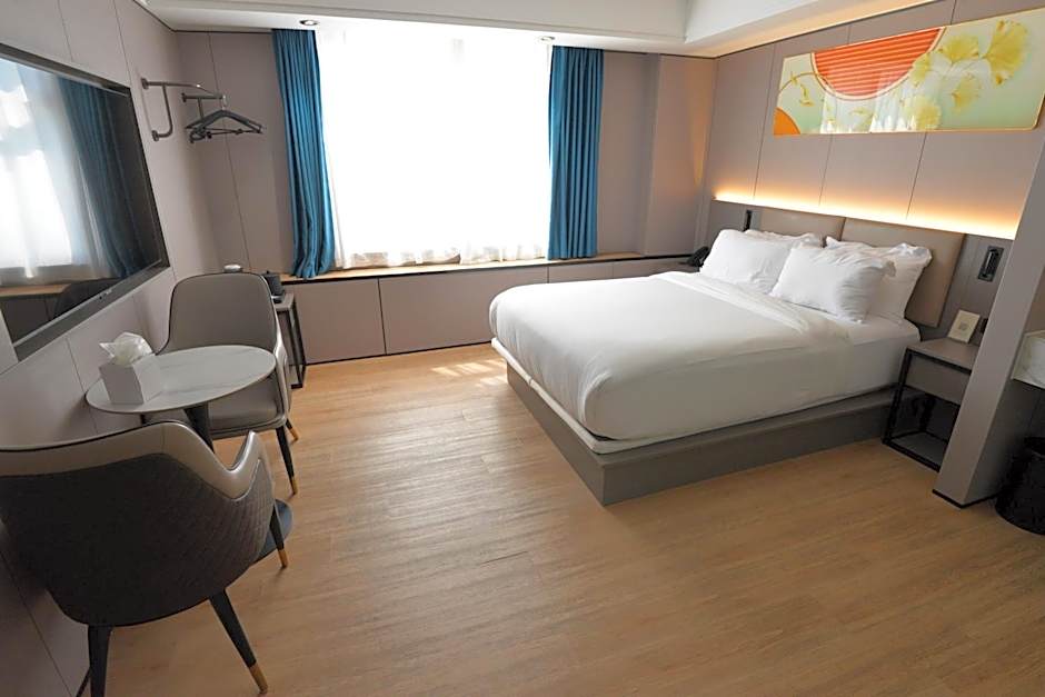 Ly New York Hotel