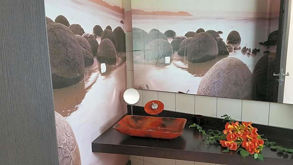 Eurohotel Katrin Suites