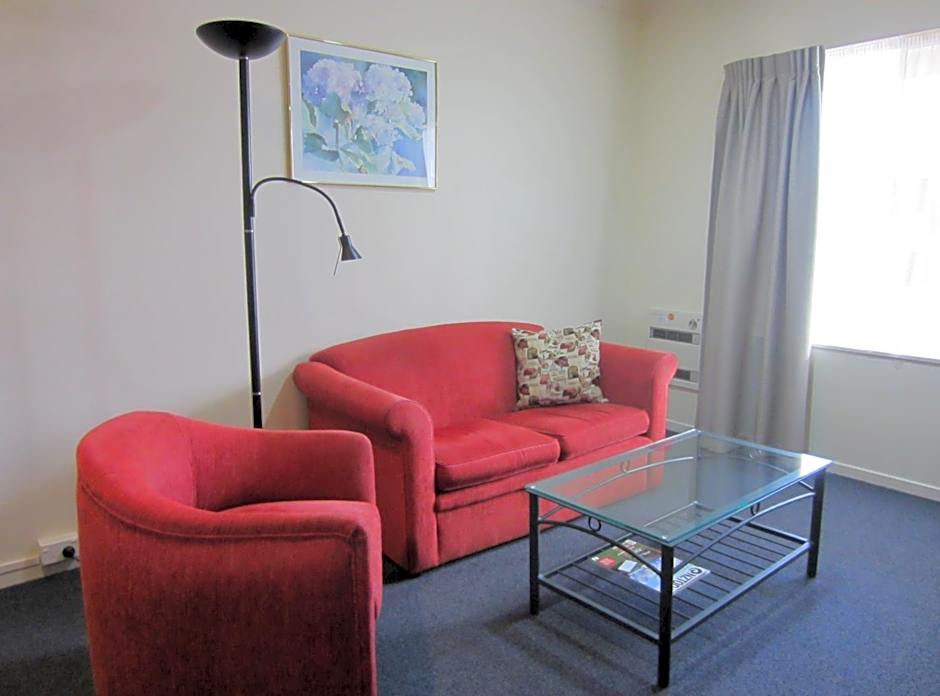 Harringtons Motor Lodge