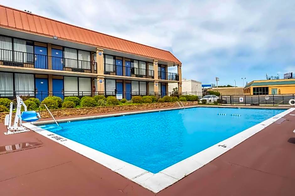 OYO Hotel Bossier City LA - Red River
