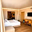 Beach Hotel Terracotta