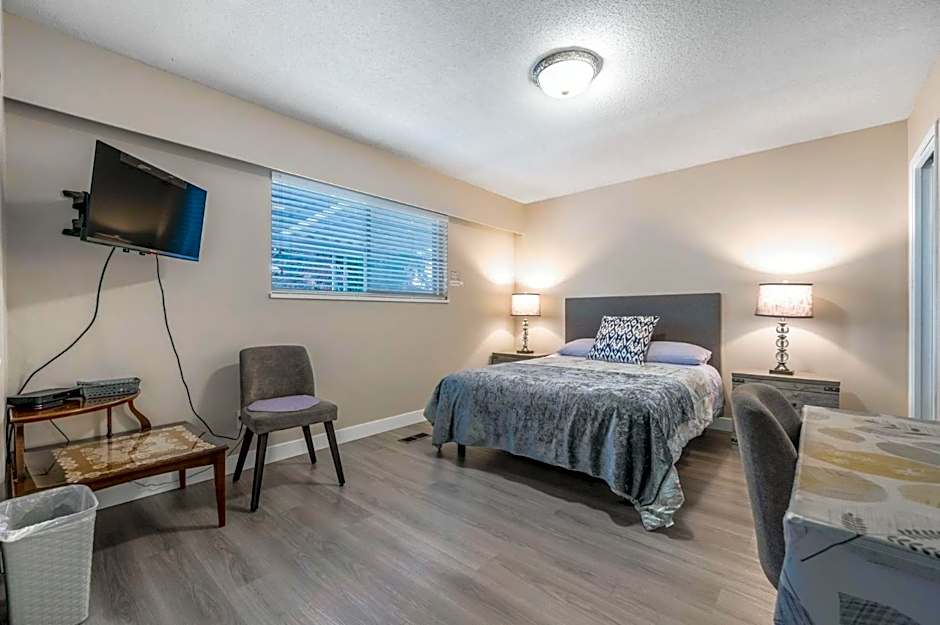 Orchid House near Vancouver YVR Airport