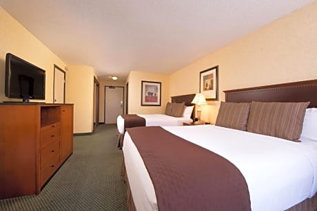 Queen Room with Two Queen Beds - Disability Access