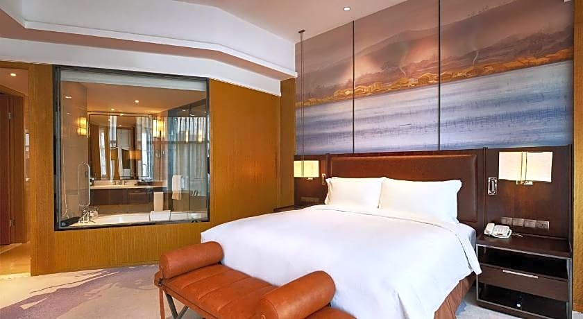 DoubleTree by Hilton Ningbo Beilun China