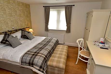 The Woolly Sheep Inn