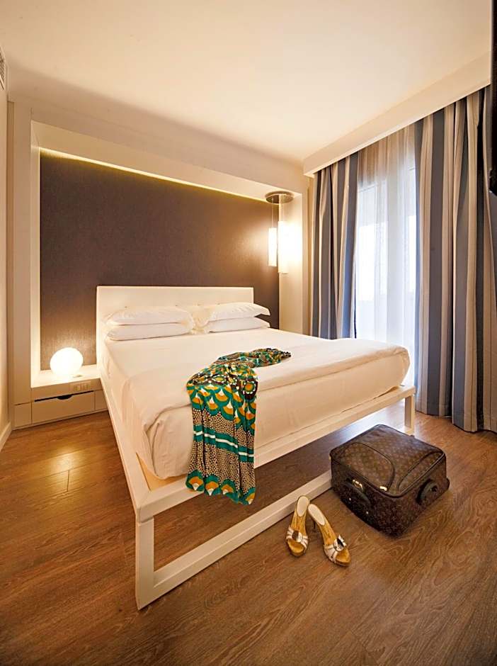 Oxygen Lifestyle Hotel