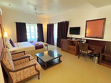 Silver Sands Hideaway Hotel