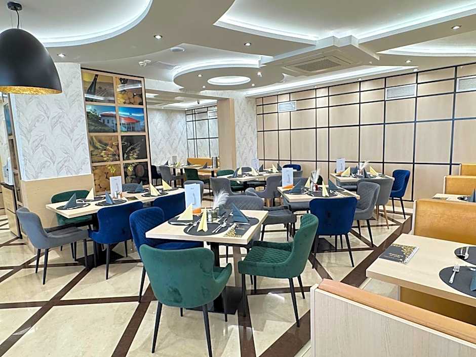 Hotel Aurum Family "A"