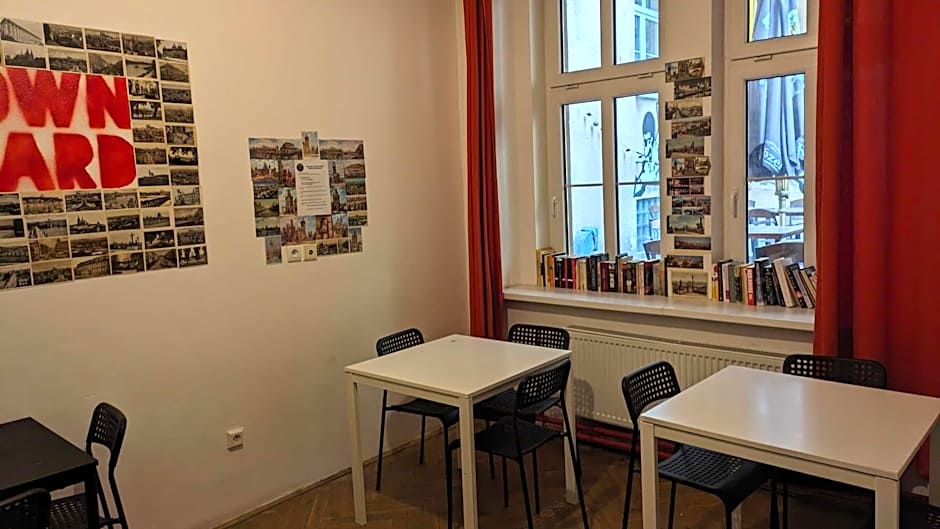 Clown and Bard Hostel